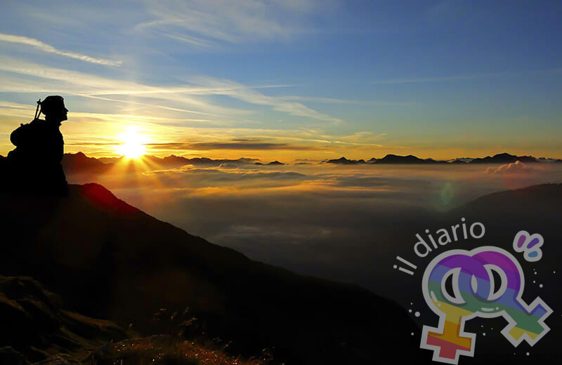 Il sole dietro la montagna